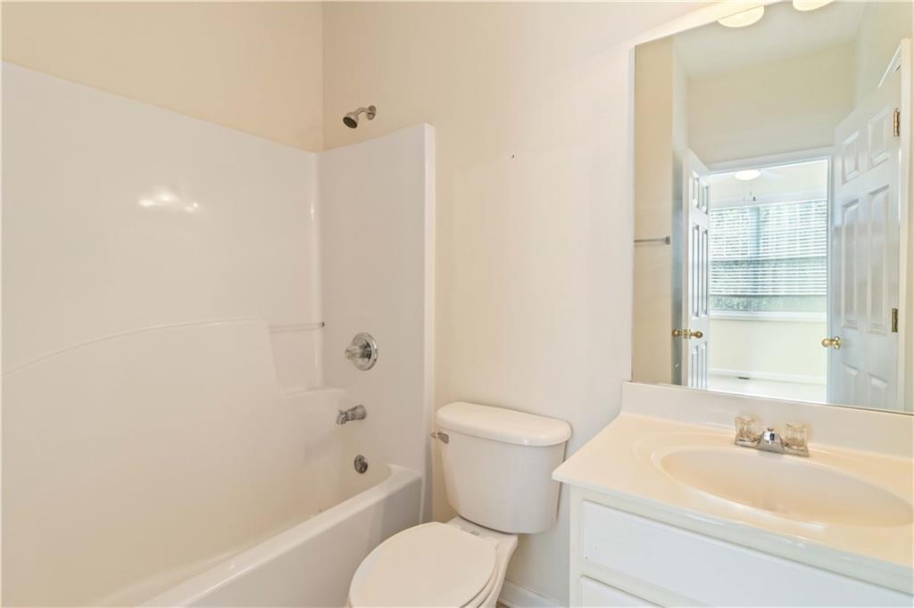 6281 Vinings Vintage Drive