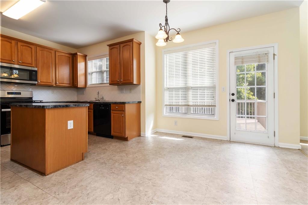 6281 Vinings Vintage Drive