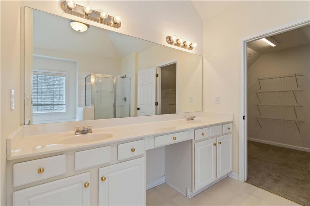 6281 Vinings Vintage Drive