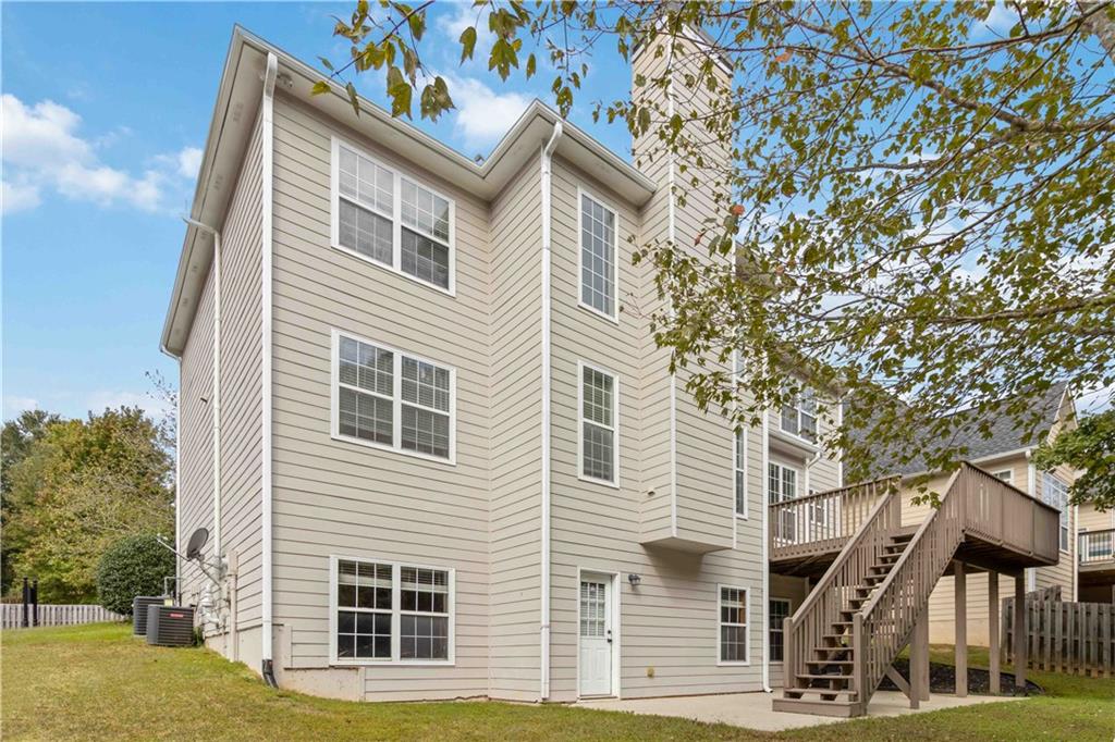 6281 Vinings Vintage Drive