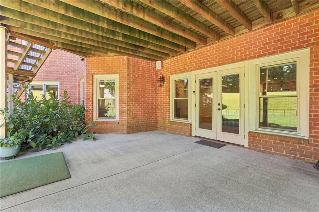 4966 Aviary Drive NW