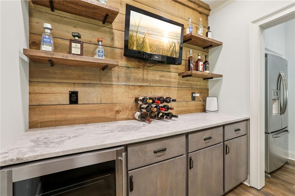 4966 Aviary Drive NW