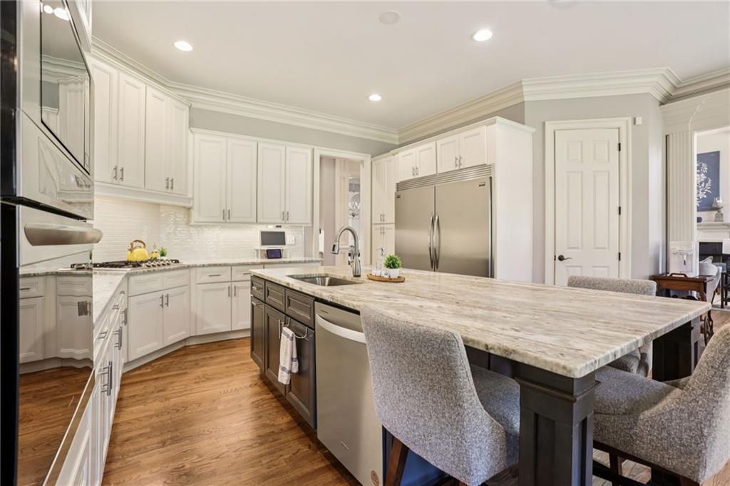 4966 Aviary Drive NW