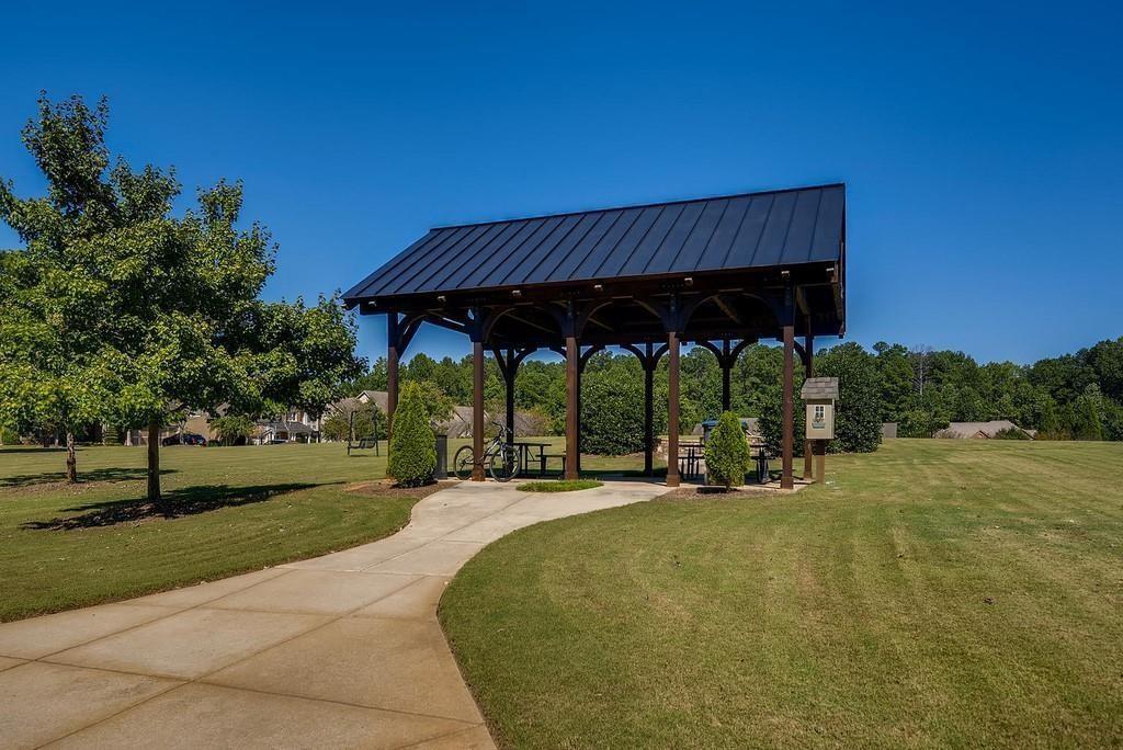 2613 Lakefield Court