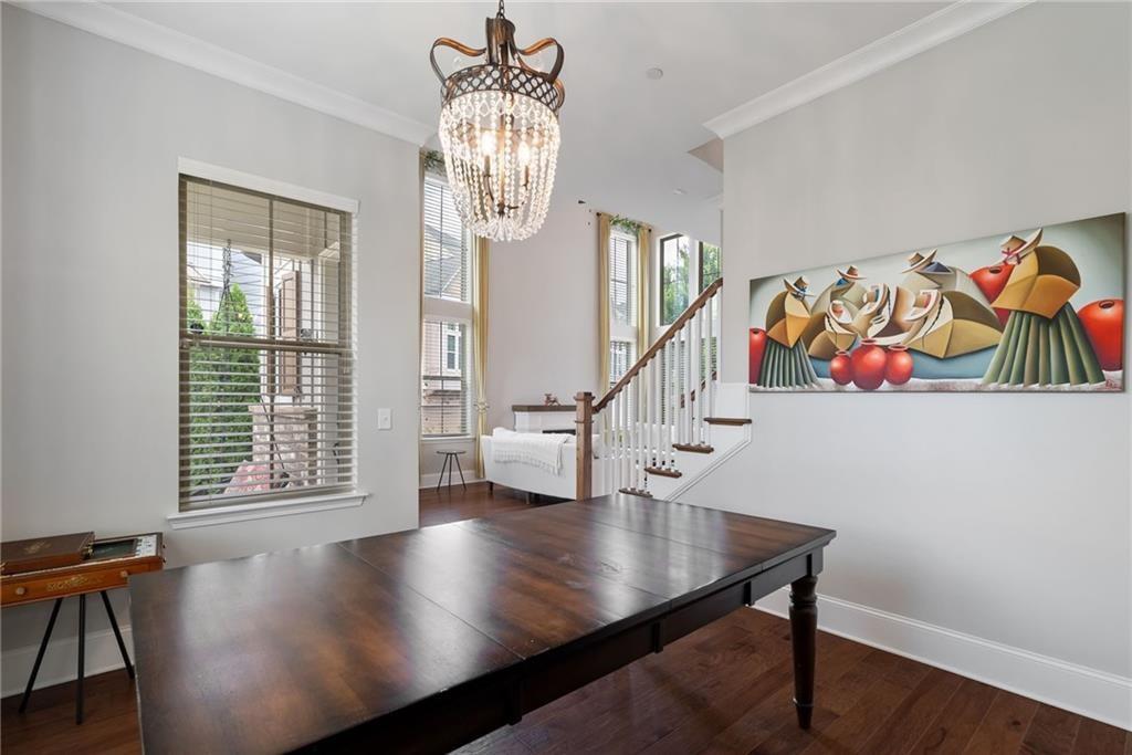 332 Symphony Way. SE