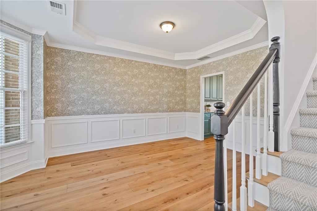 2613 Lakefield Court.