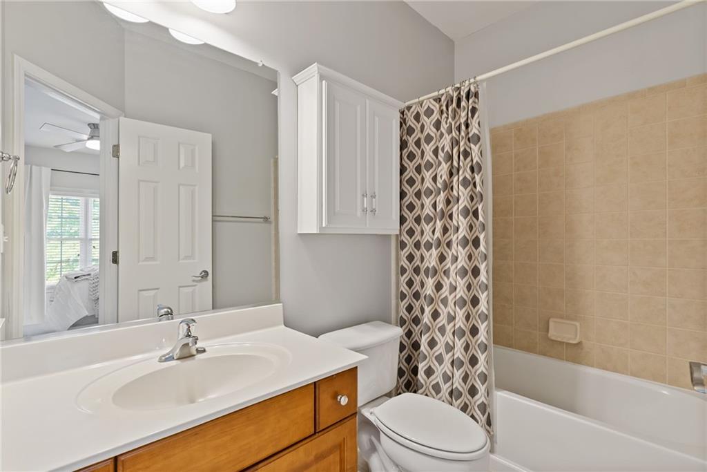 2613 Lakefield Court.