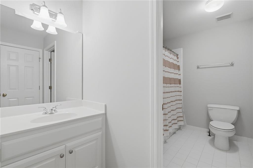 730 Hunting View Point.