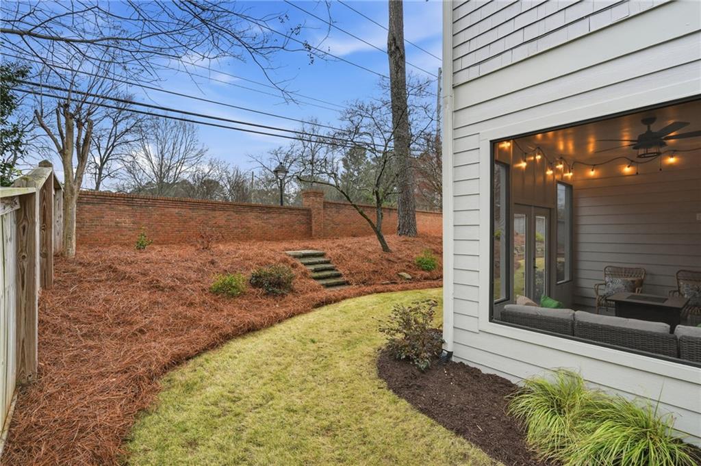 730 Hunting View Point.