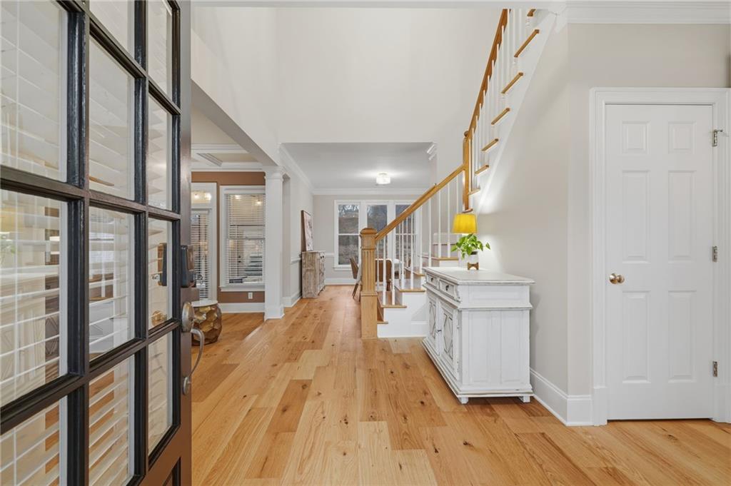 730 Hunting View Point.