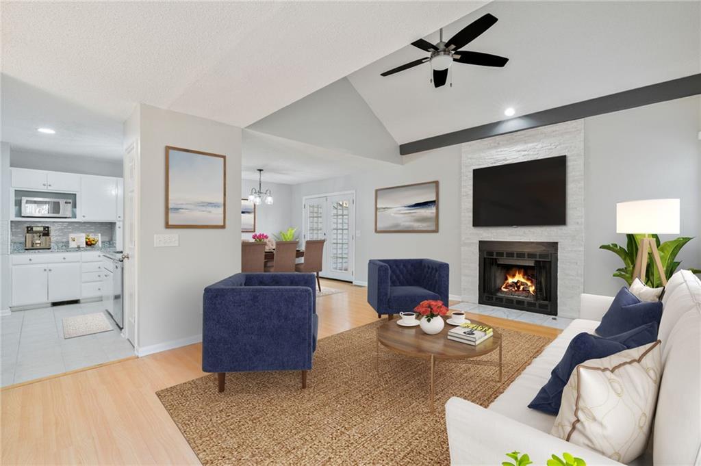 1064 Creatwood Circle SE