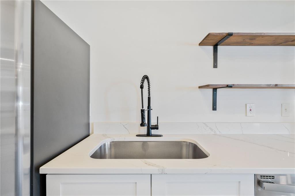 1525 Paces Ferry North Dr SE