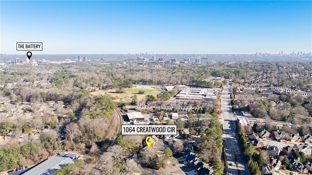 1064 Creatwood Circle SE