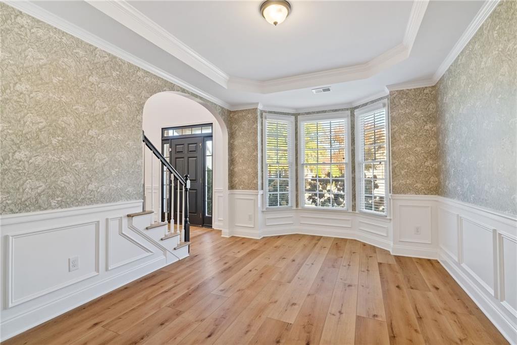 2613 Lakefield Court.