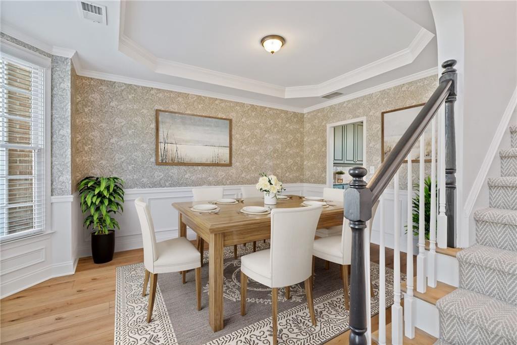 2613 Lakefield Court.