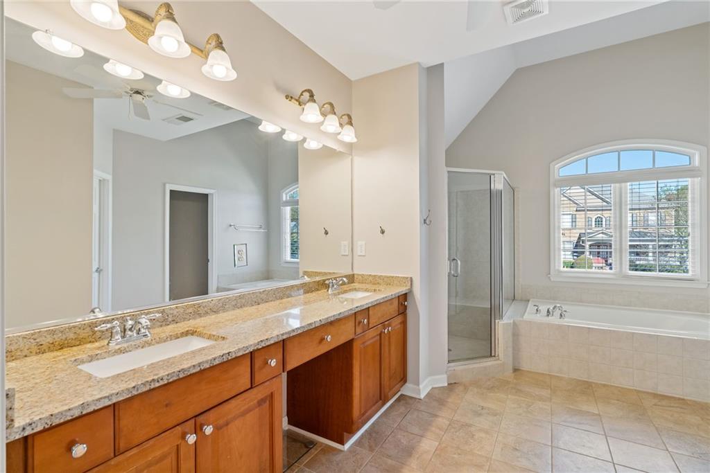 2613 Lakefield Court.