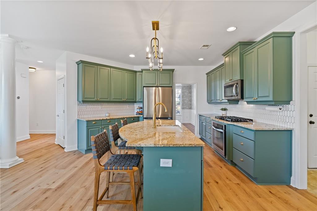 2613 Lakefield Court.