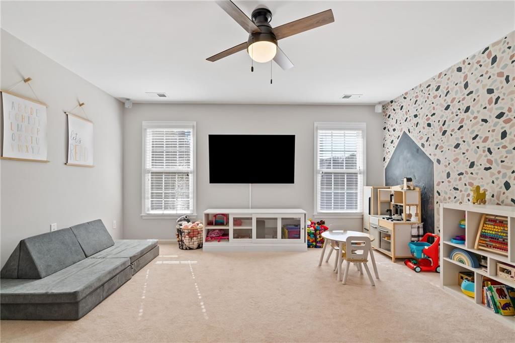 2613 Lakefield Court.