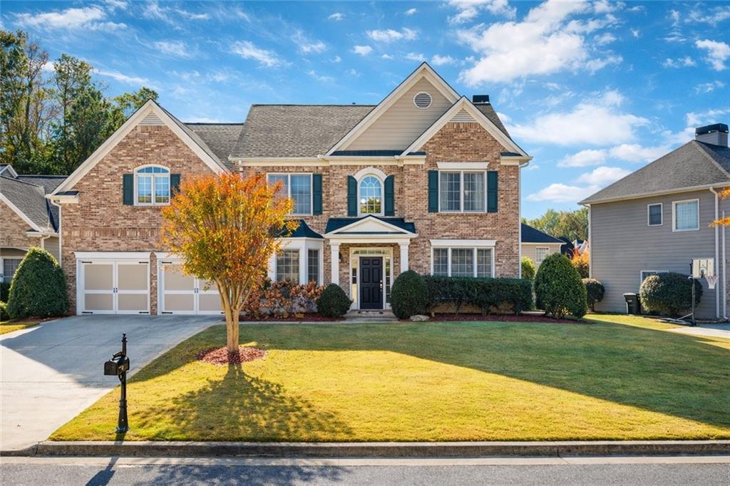 2613 Lakefield Court.