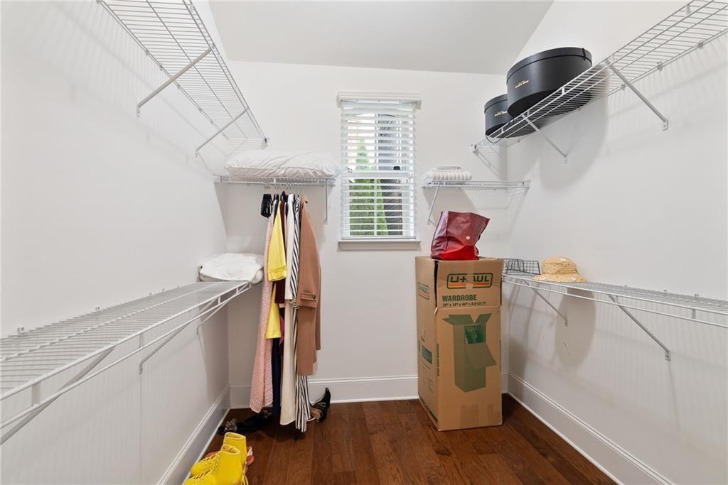 332 Symphony Way. SE