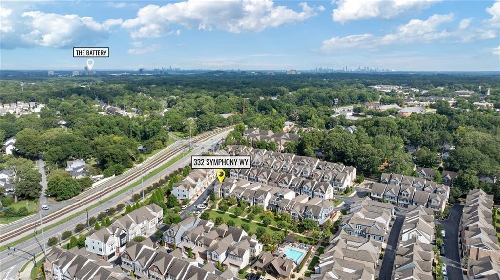 332 Symphony Way. SE