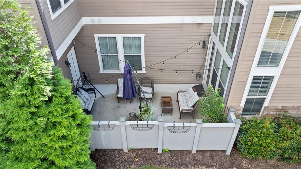 332 Symphony Way. SE