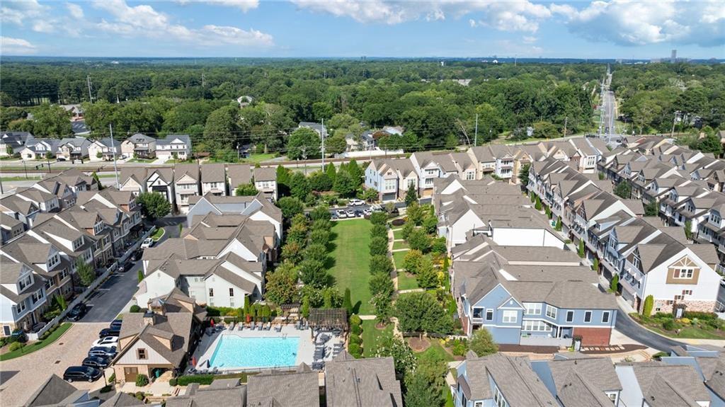 332 Symphony Way. SE