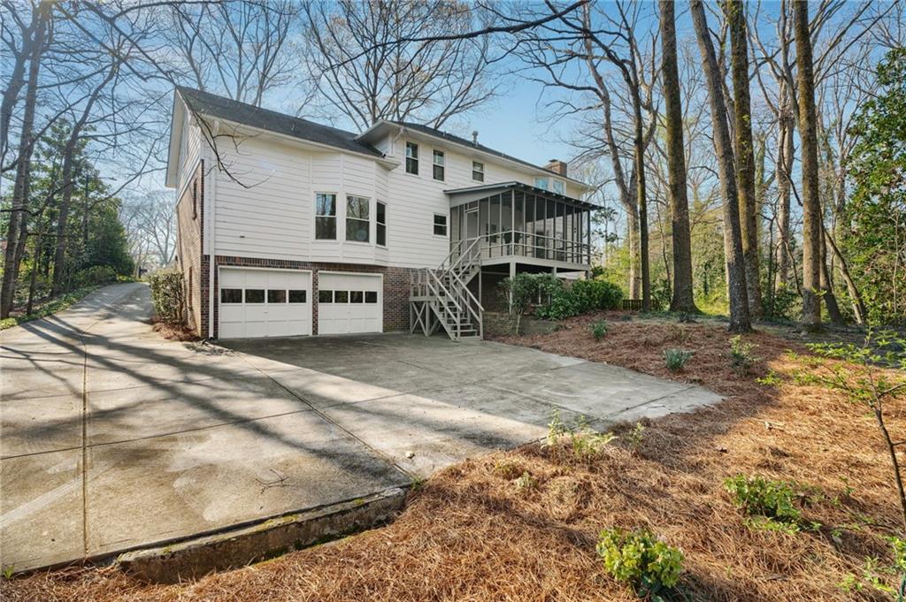 300 Millbrook Farm Court