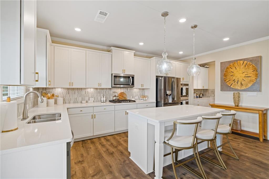 304 Ellenton Place