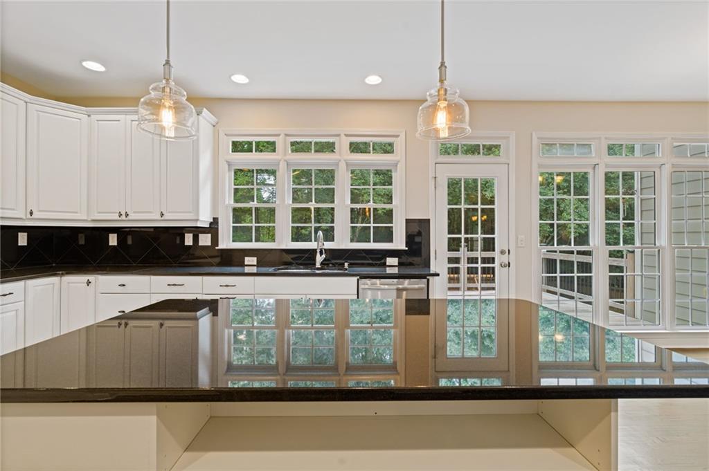 1211 Bonshaw Trail