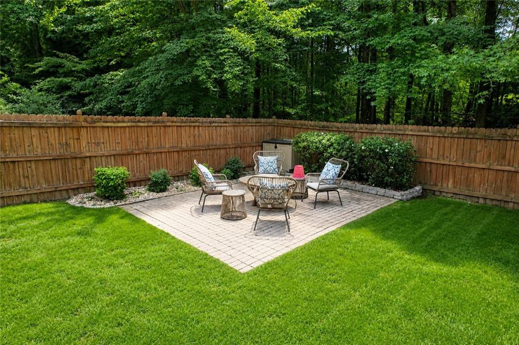 1211 Bonshaw Trail