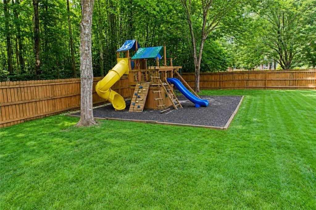 1211 Bonshaw Trail