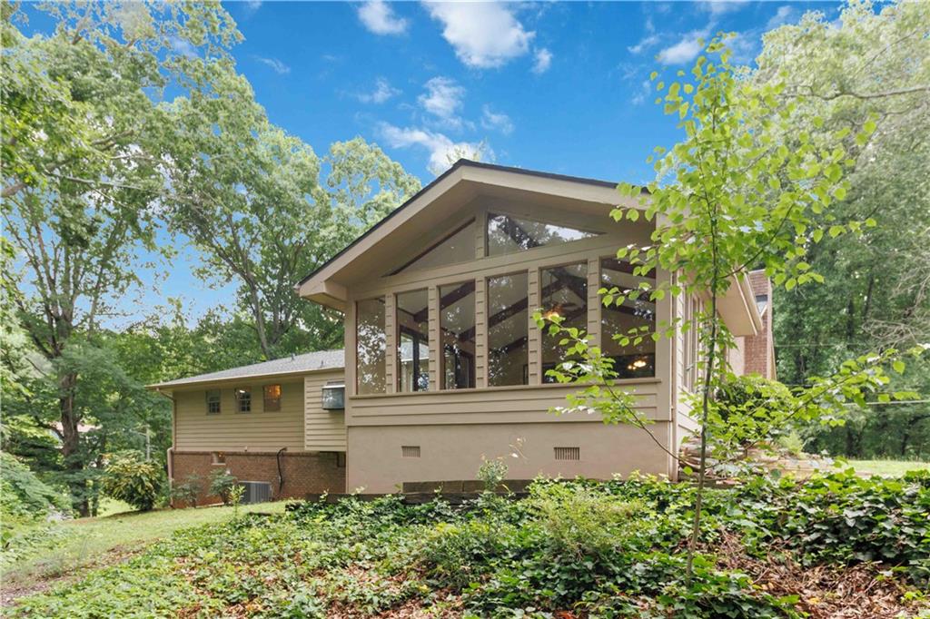 3279 Guynelle Drive