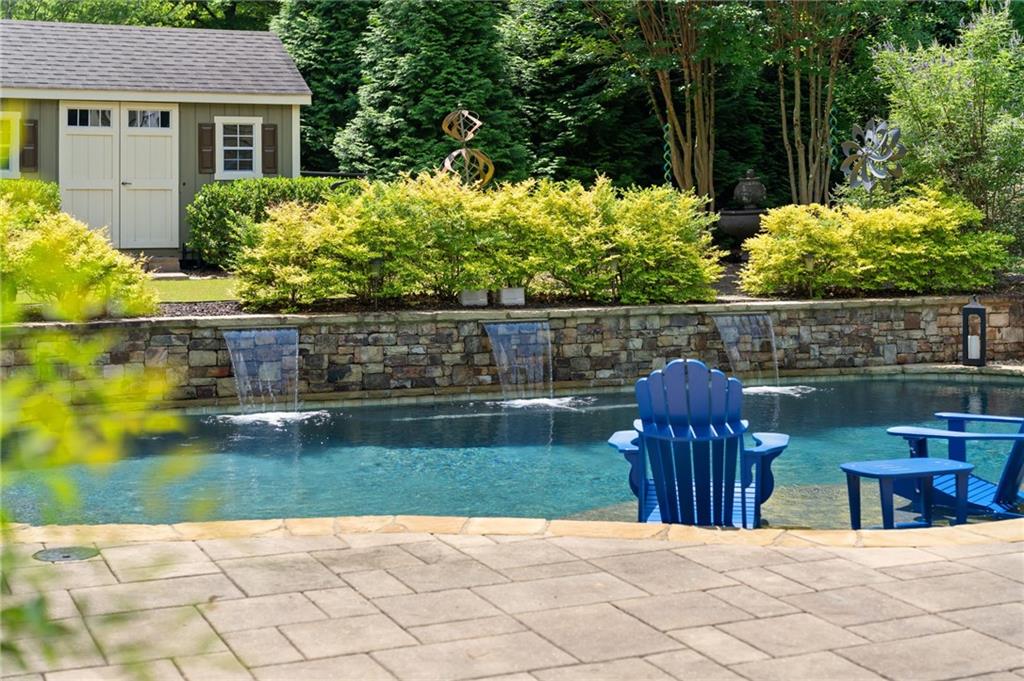 1259 Bonshaw Trail