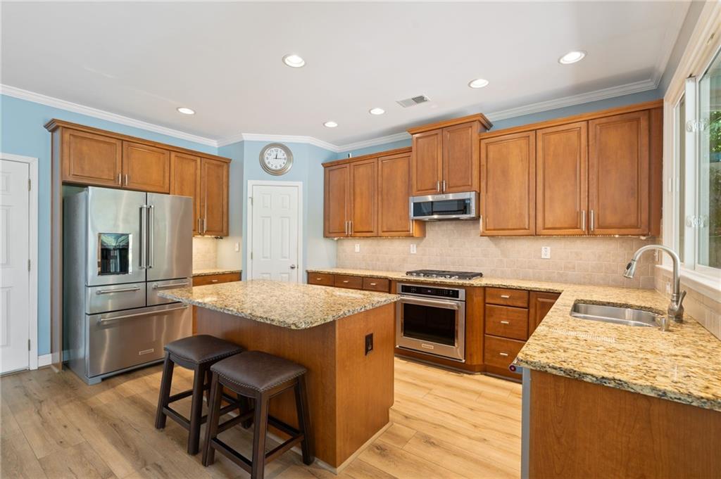 1259 Bonshaw Trail
