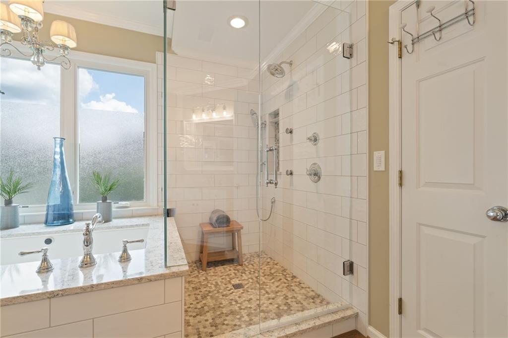 1259 Bonshaw Trail