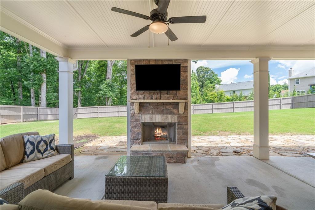2453 Oxenwood Drive SW