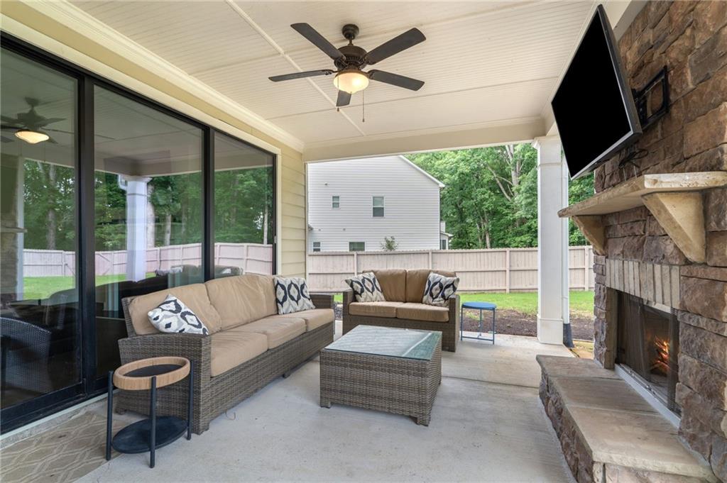 2453 Oxenwood Drive SW