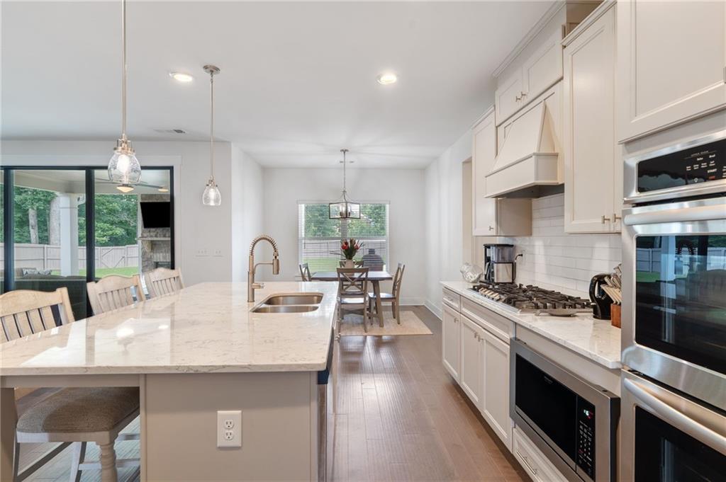 2453 Oxenwood Drive SW