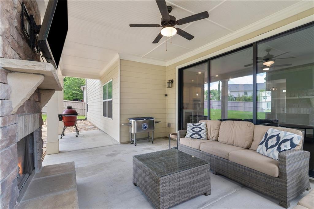 2453 Oxenwood Drive SW