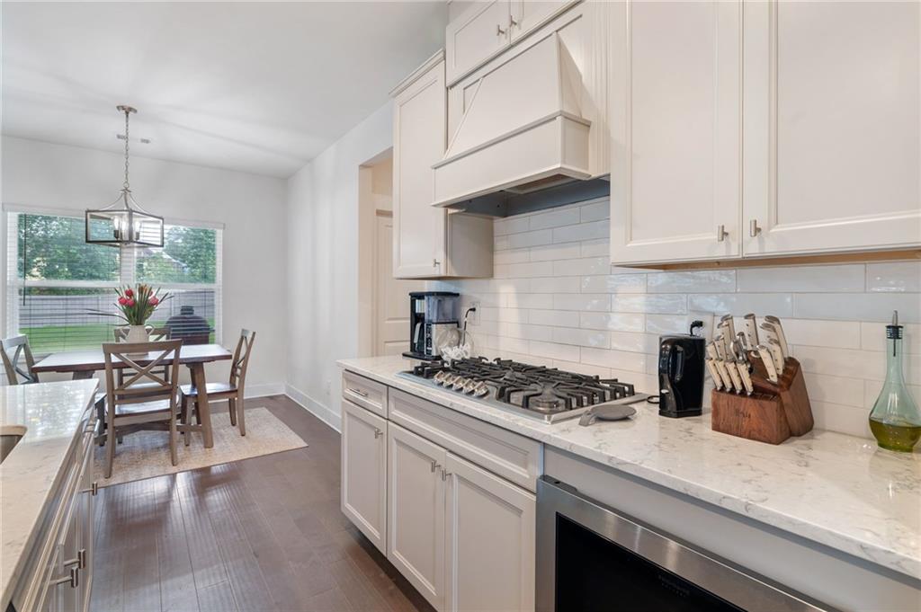2453 Oxenwood Drive SW