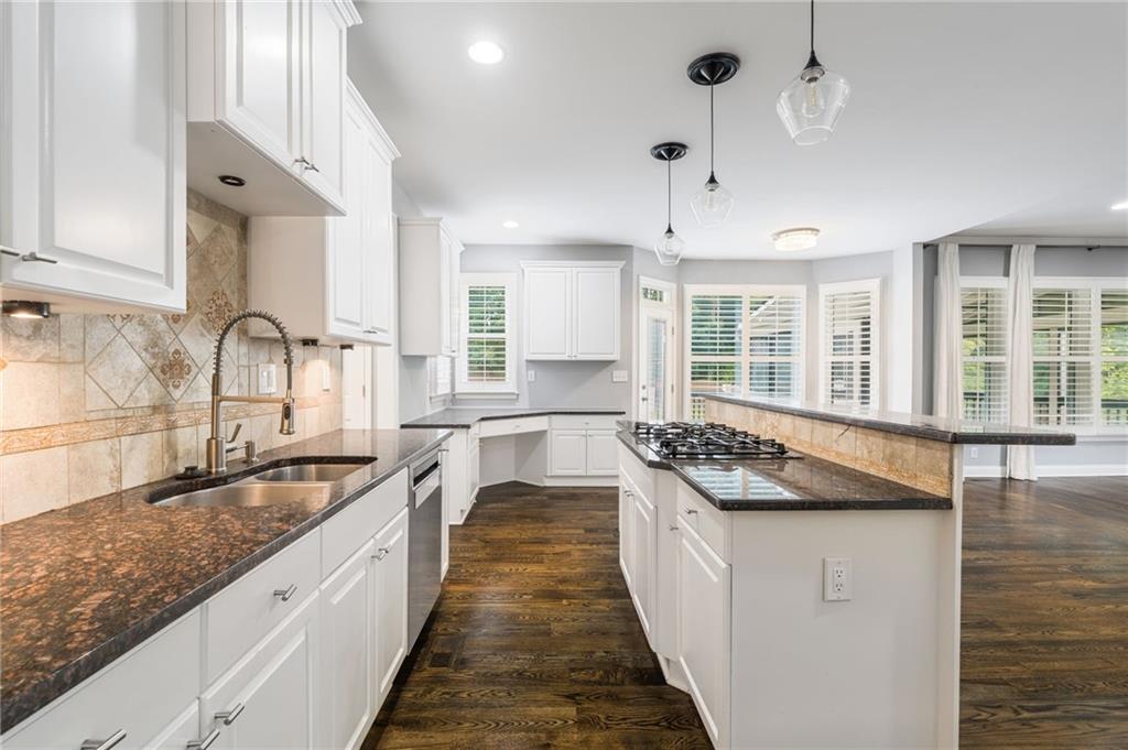 2672 Lakefield Pass