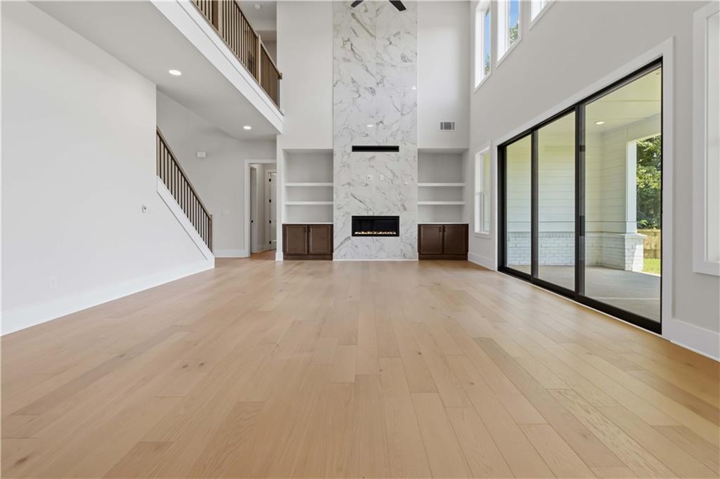 3090 Waterfront Circle