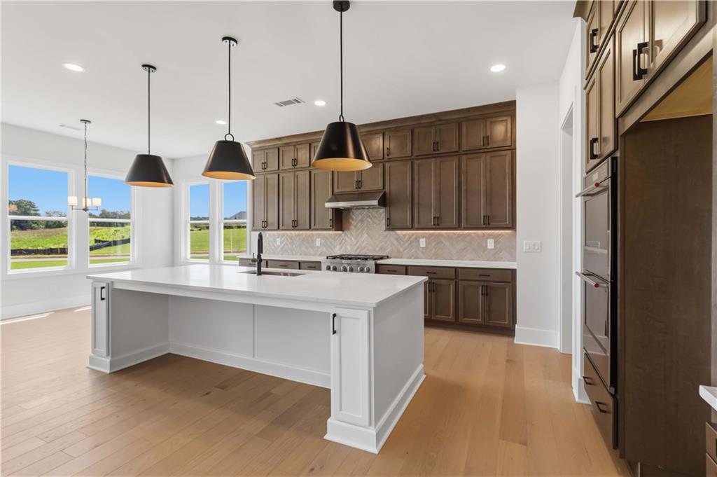 3090 Waterfront Circle