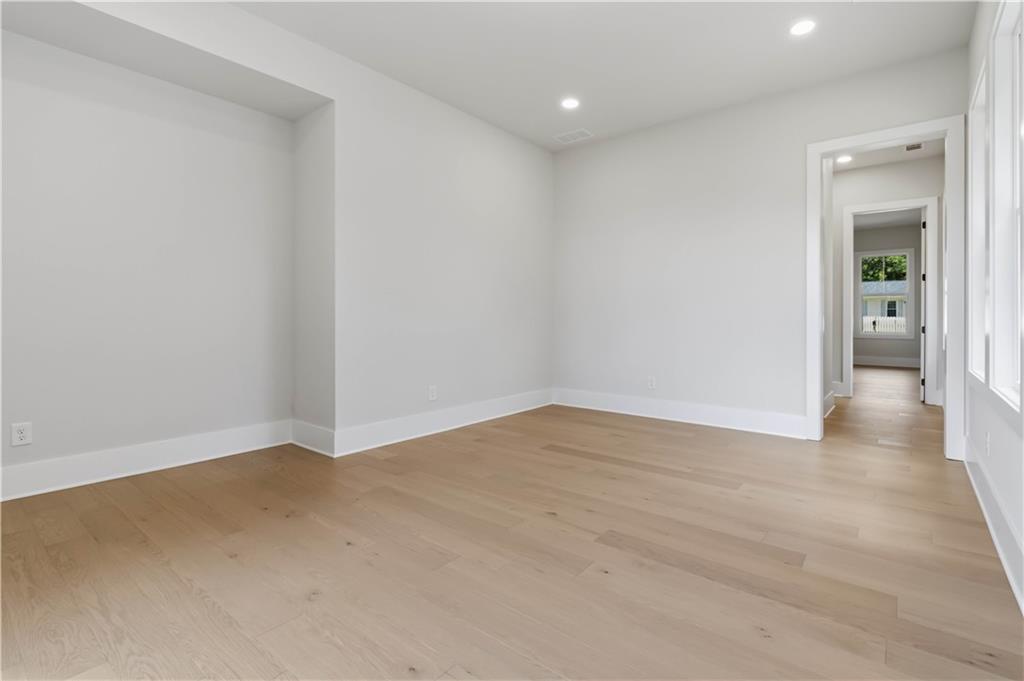3090 Waterfront Circle