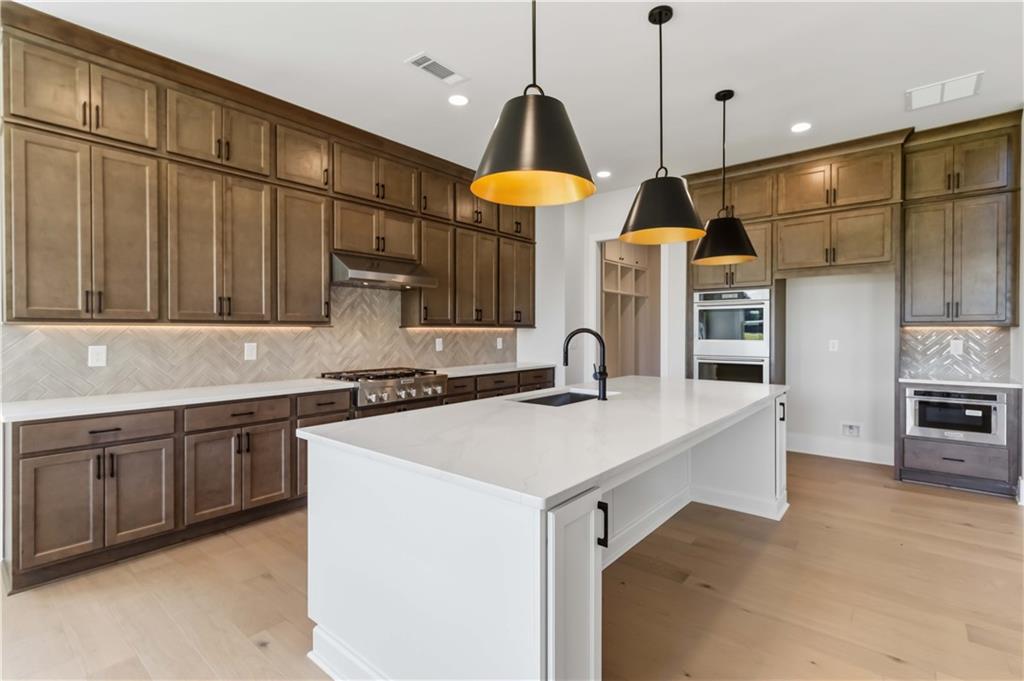 3090 Waterfront Circle