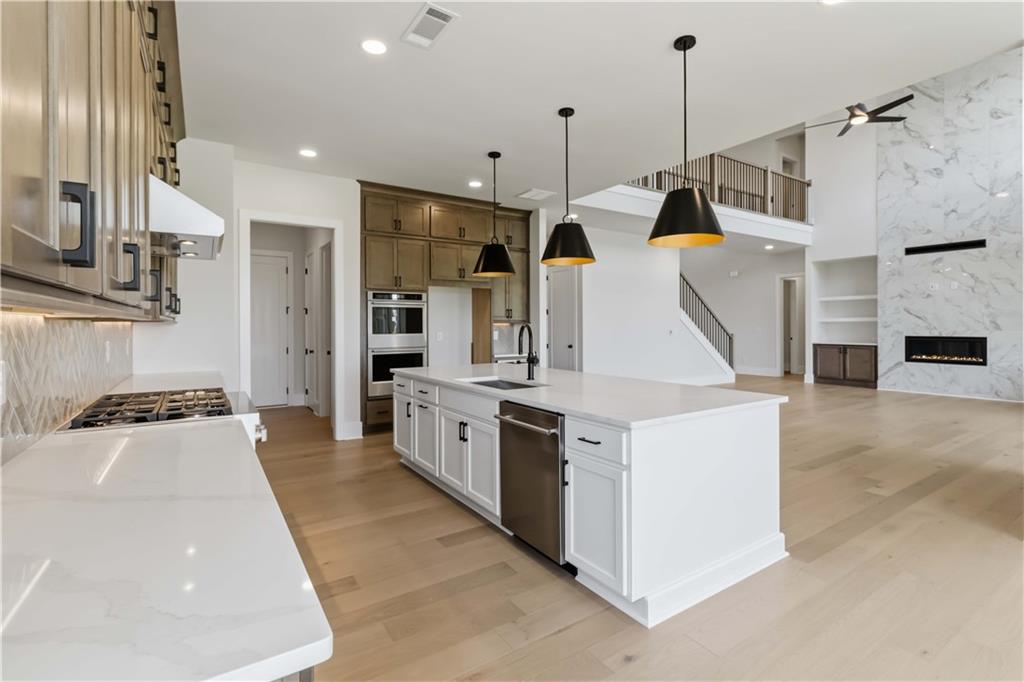 3090 Waterfront Circle