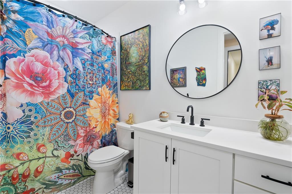 318 Carriage Glen Lane