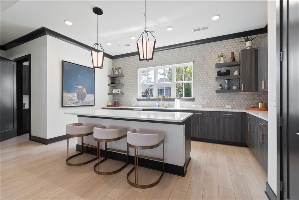 318 Carriage Glen Lane
