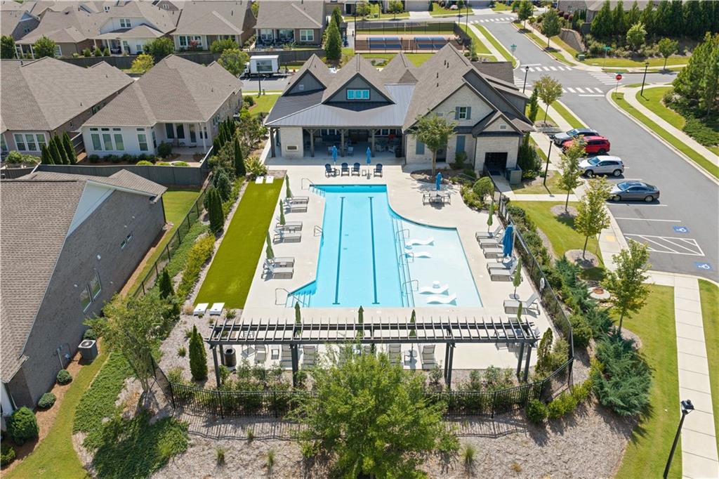 318 Carriage Glen Lane